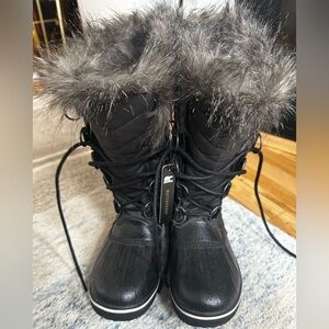 NWT Sorel Winter Boots